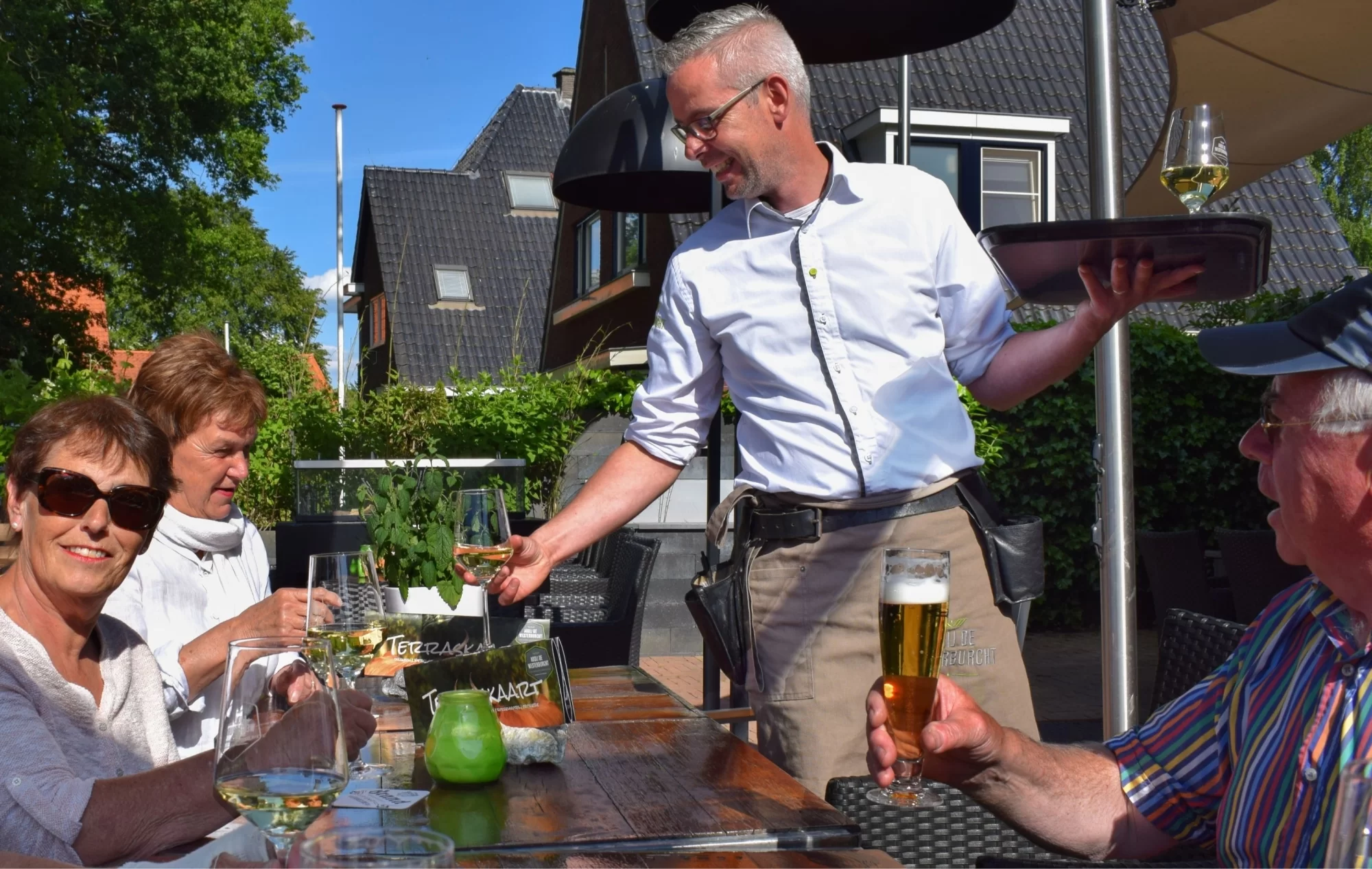 High Beer op terras Abdij de Westerburcht Drenthe